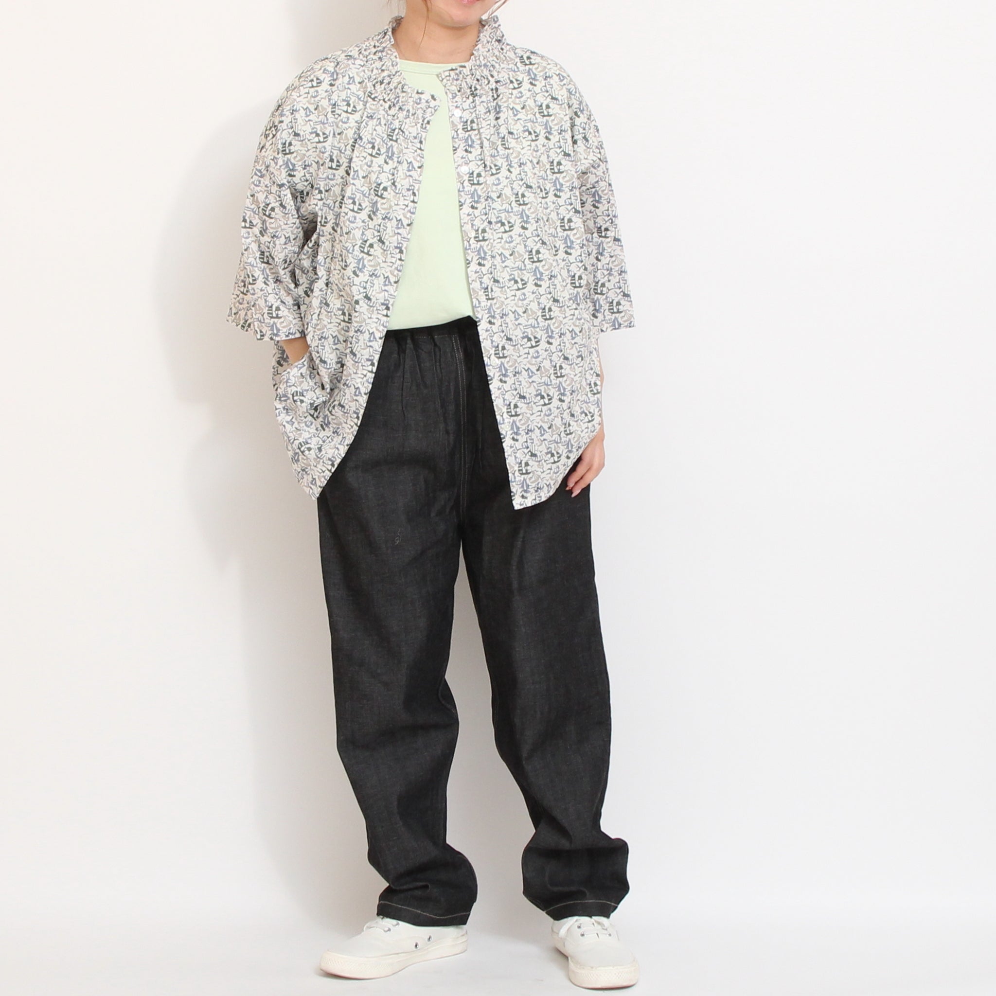 【期間限定15％OFF】【BLUE以外残り僅か】リバティ2WAYシャーリング6分袖ブラウス2604