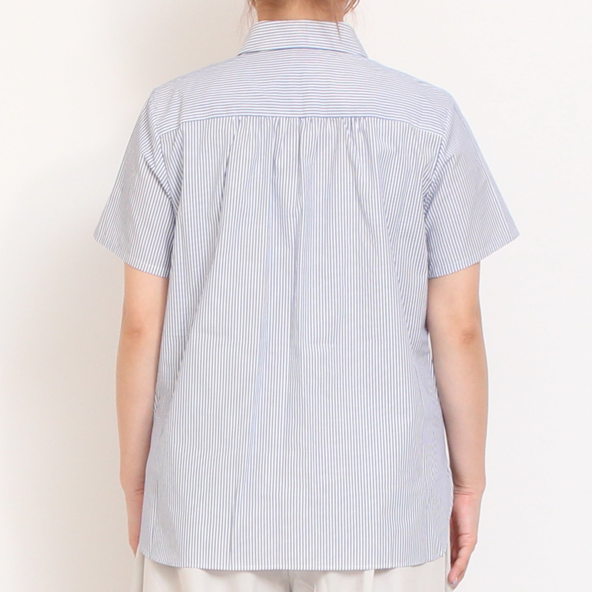 【20%OFF】 【取り扱い店舗限定商品】リバティ釦半袖レギュラーシャツ