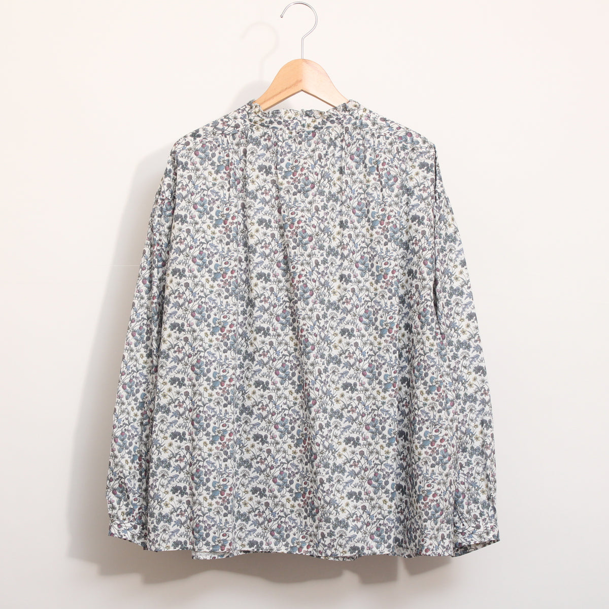 【吉祥寺本店限定商品】LIBERTYスタンドフリルギャザープルオーバー