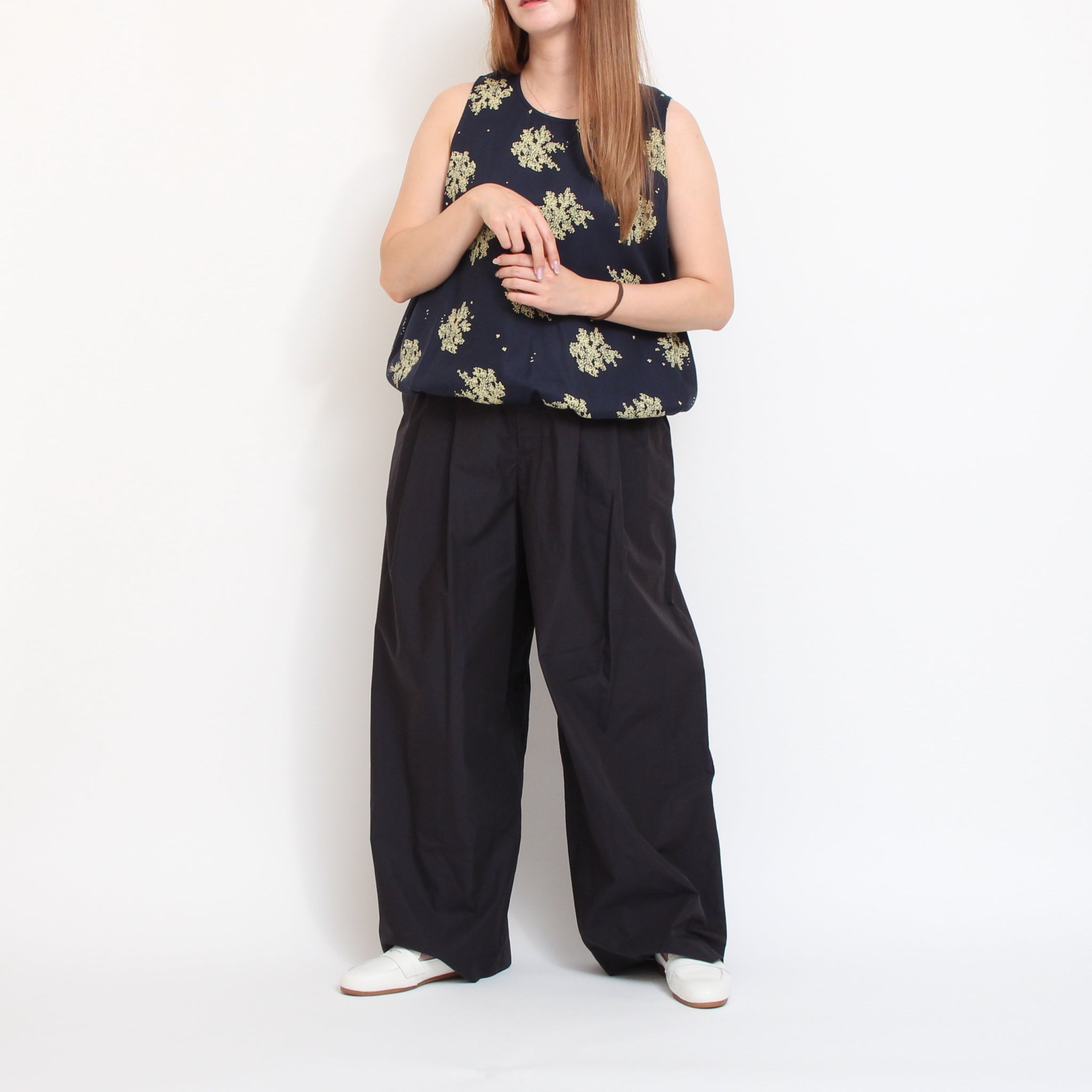 【40%OFF】【ラスト1点・本店限定商品】LE GLAZIKノースリーブプルオーバー26