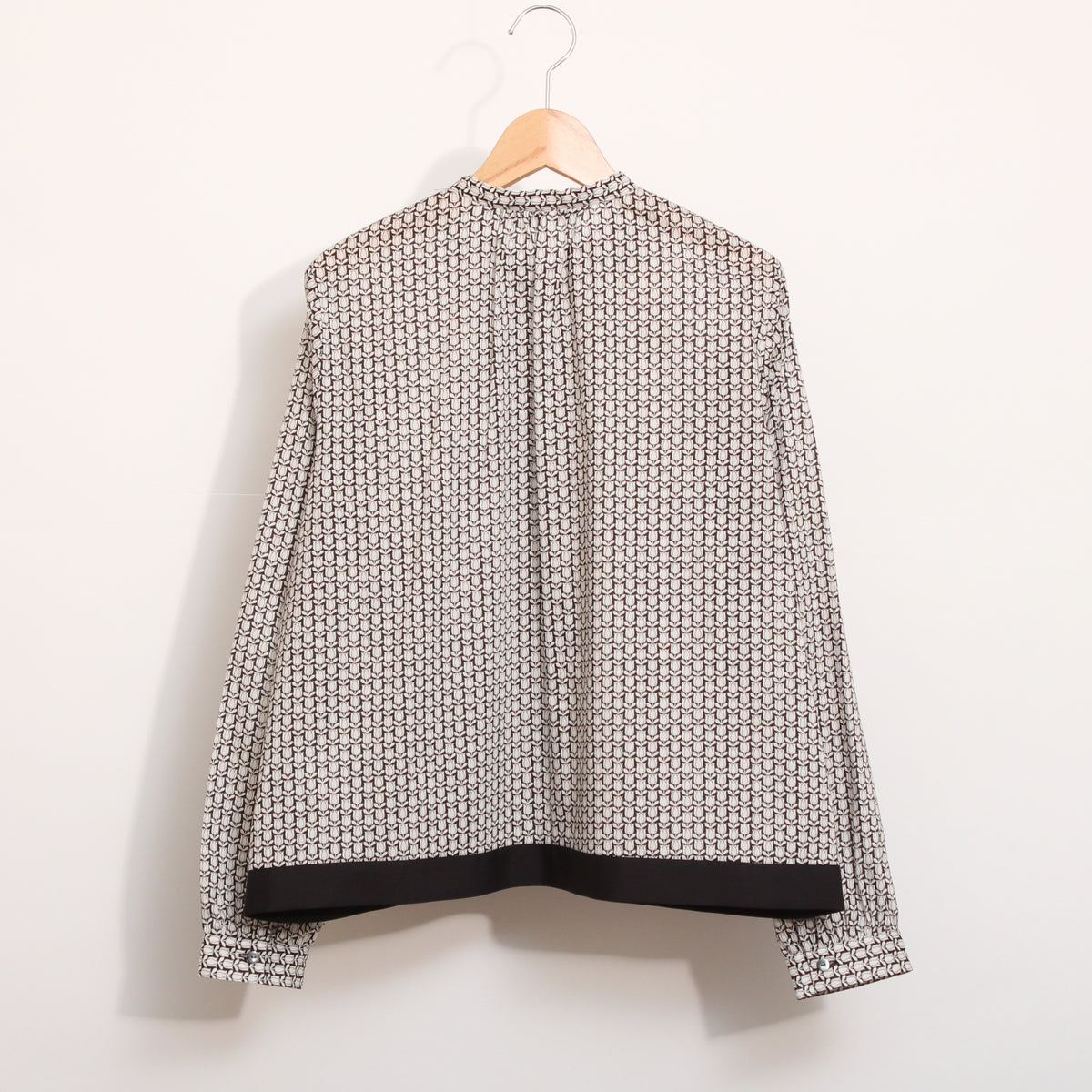 【Online Shopのみ！1点ずつ】LIBERTY裾バイカラーリボンシャツ