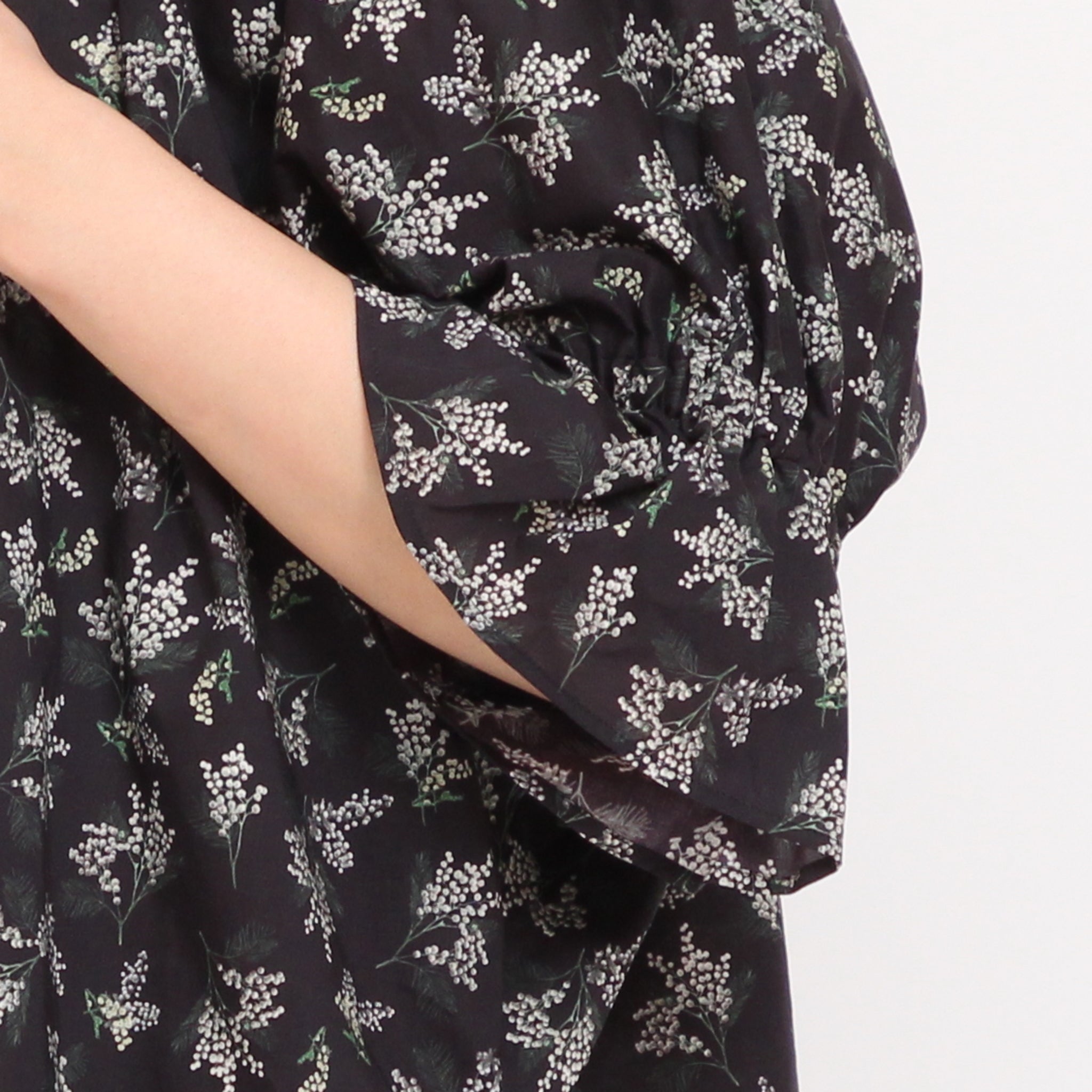 【期間限定30%OFF】【PINKラスト１点】コットンリヨセル キャンディースリーブシャツ2604