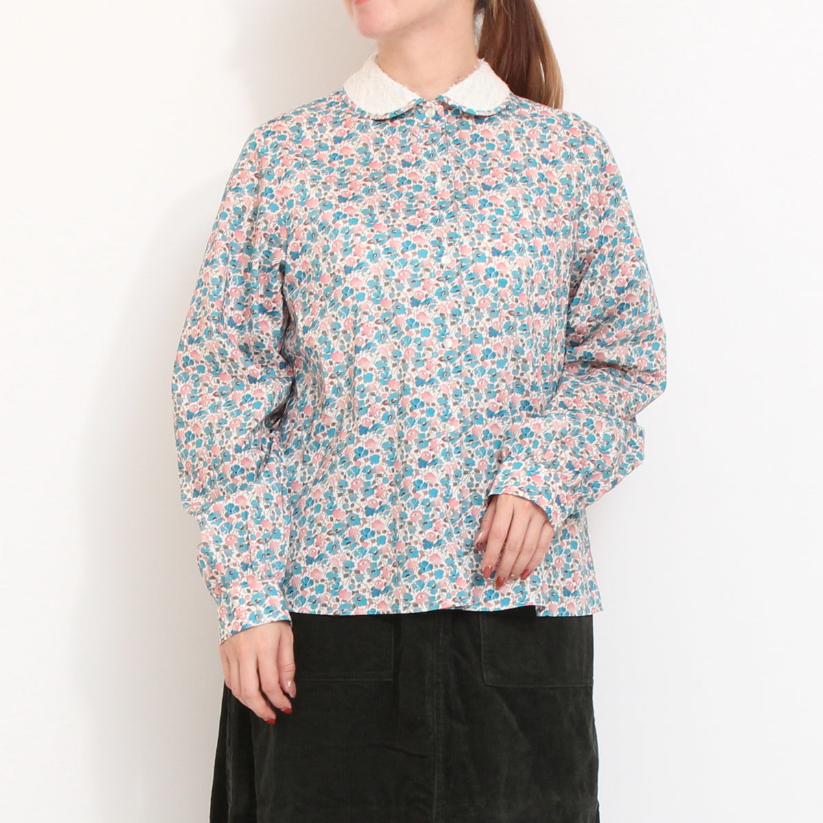 LIBERTYジャガード衿シャツ