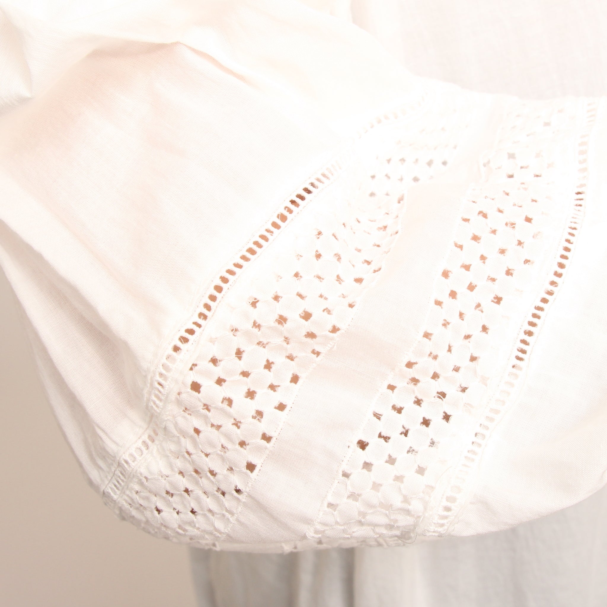 【30％OFF】【残り僅か】Midi Umiレースコンビフリルワンピース