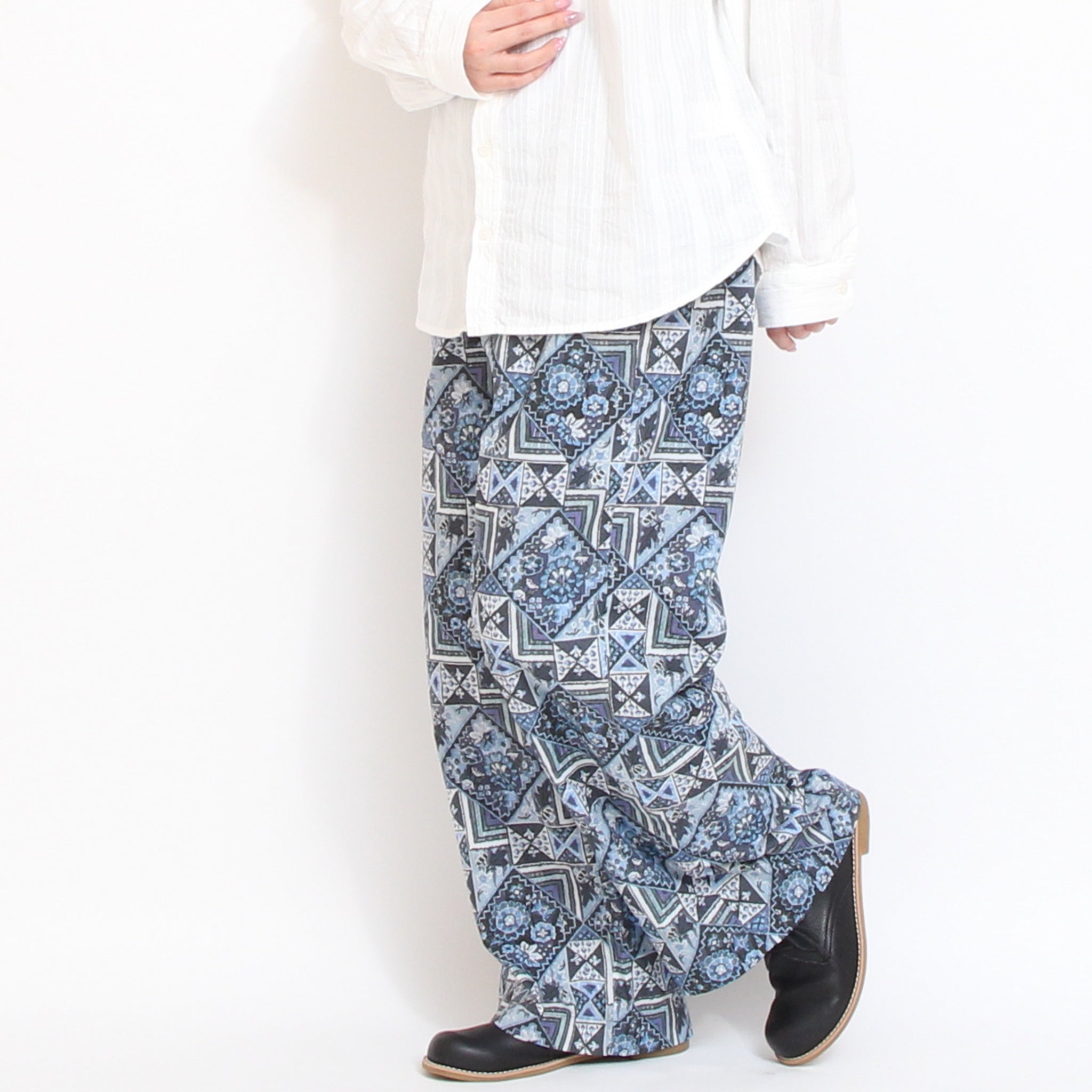 【30%OFF】リバティイージーワイドストレートパンツ2603