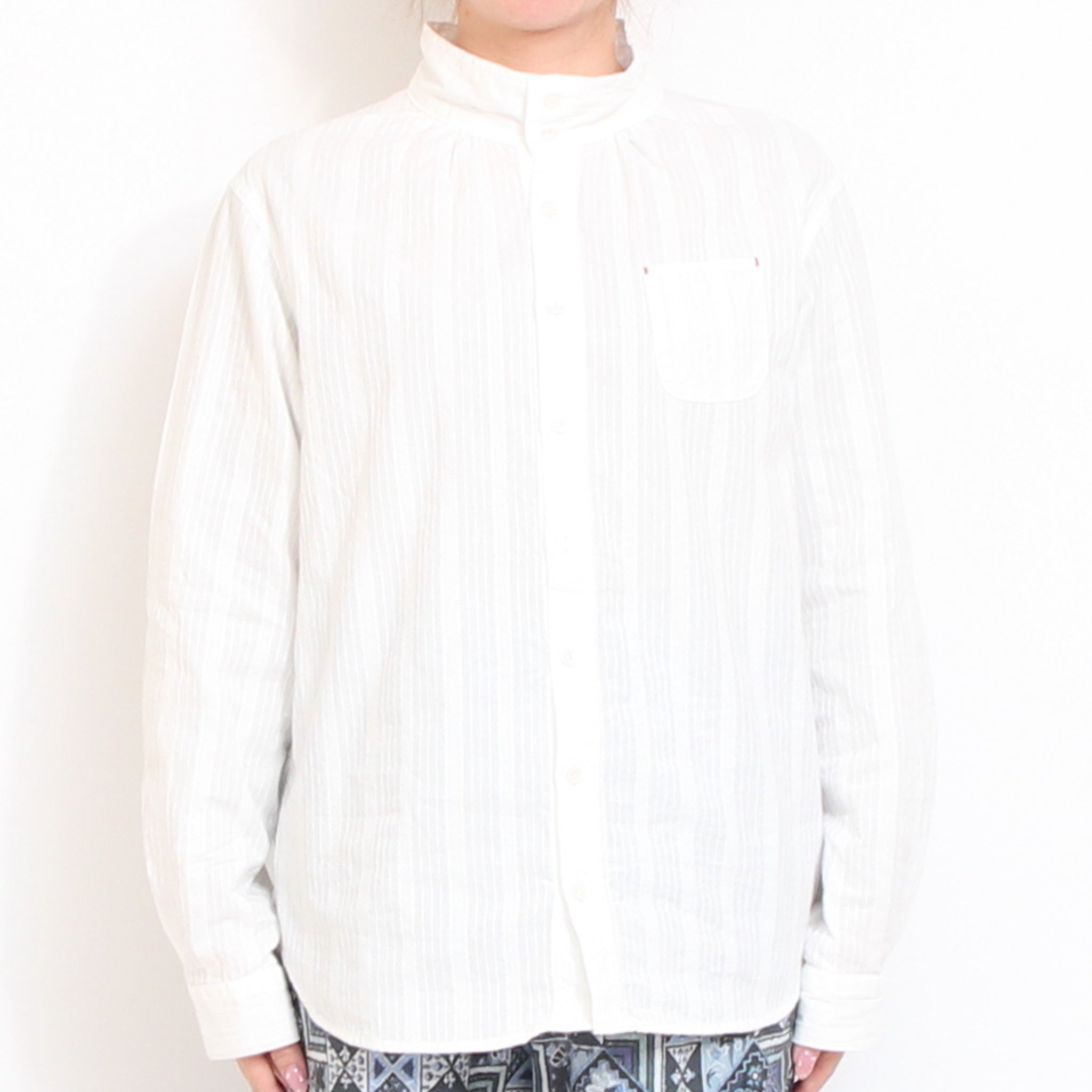 【20%OFF】【WHITEラスト１点】to touchドビーストライプ ハイネックシャツ