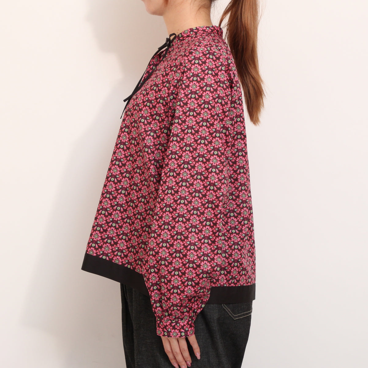 【Online Shopのみ！1点ずつ】LIBERTY裾バイカラーリボンシャツ
