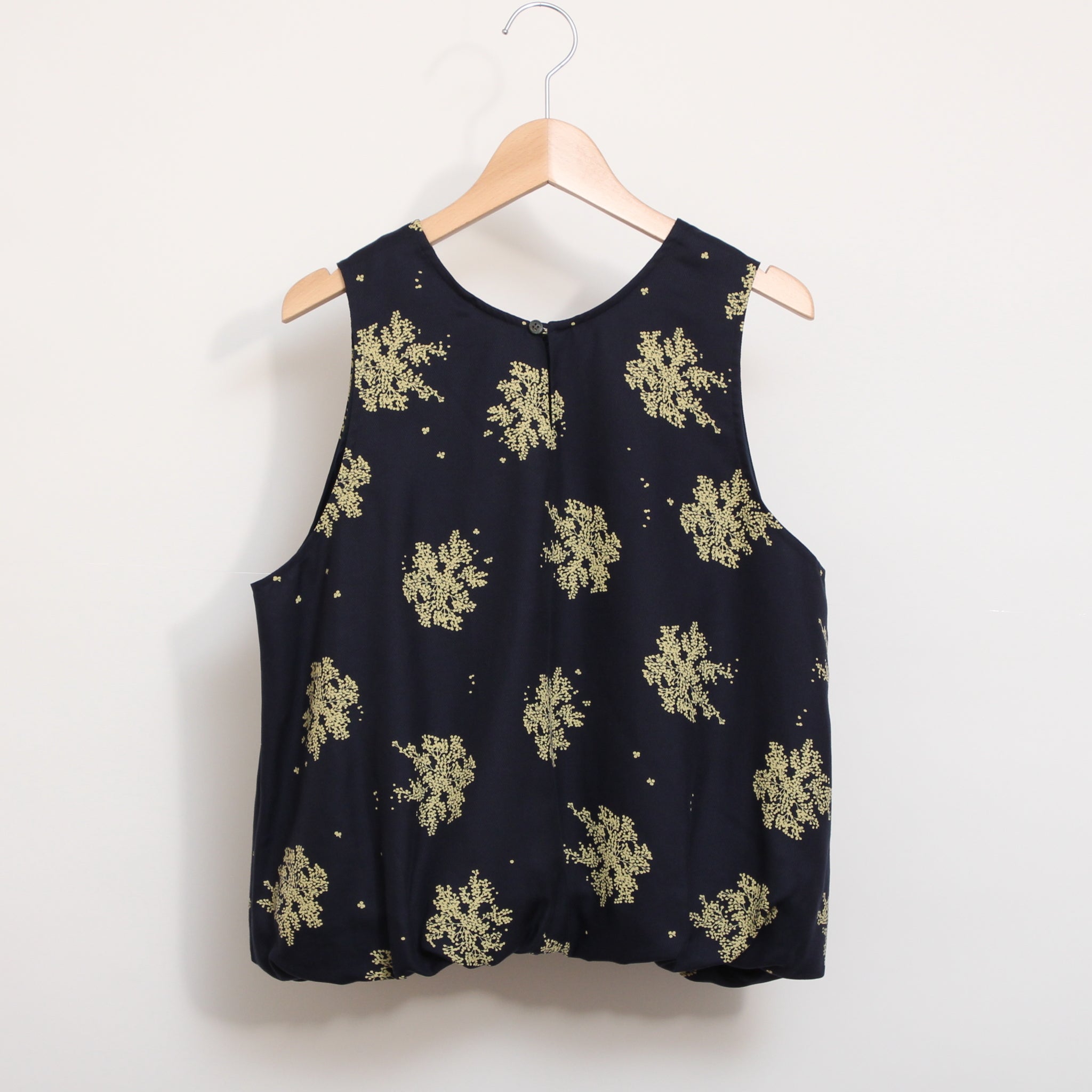 【40%OFF】【ラスト1点・本店限定商品】LE GLAZIKノースリーブプルオーバー26