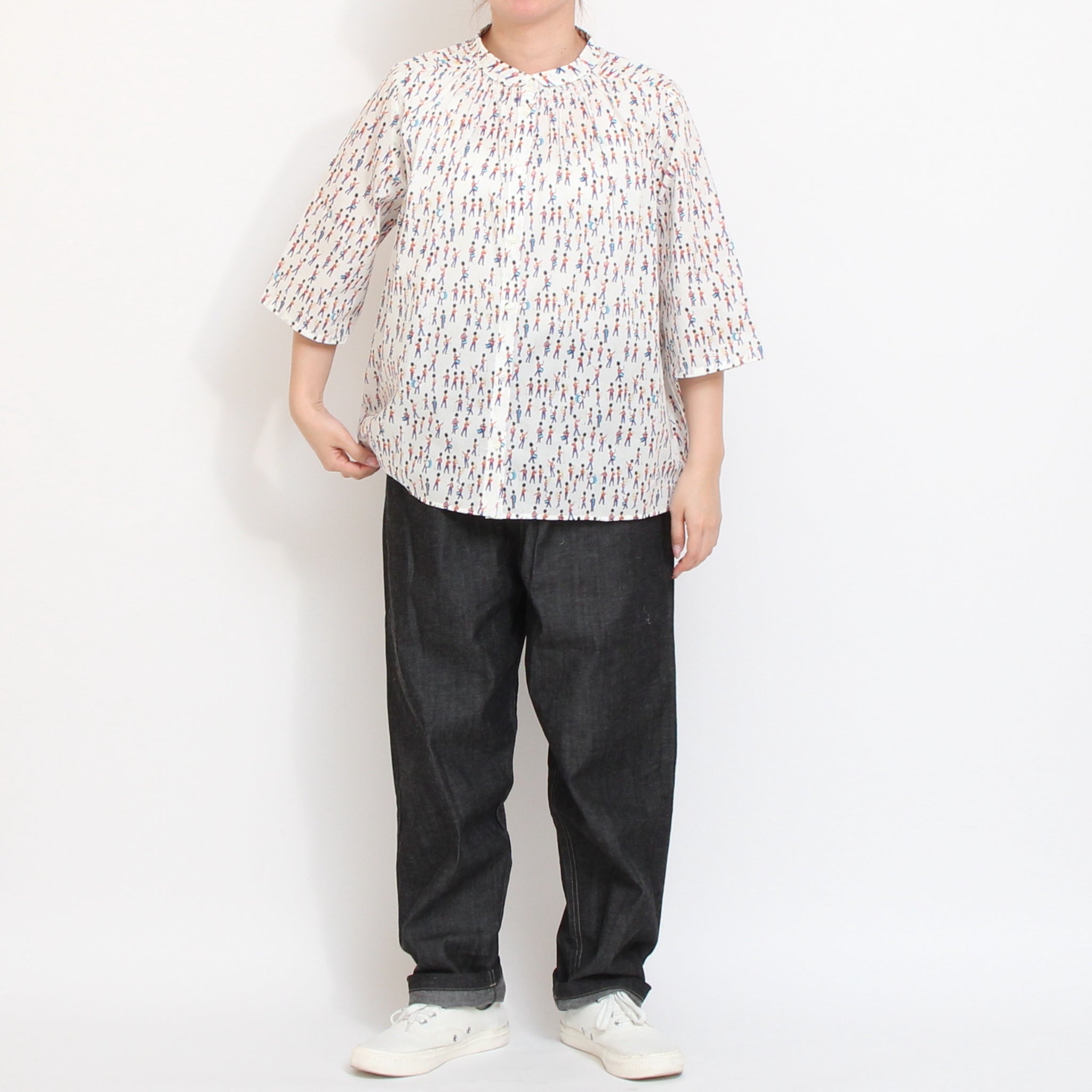 【期間限定15％OFF】【YELLOWのみ残り僅か】リバティ６分袖チビ衿シャーリングシャツ2605