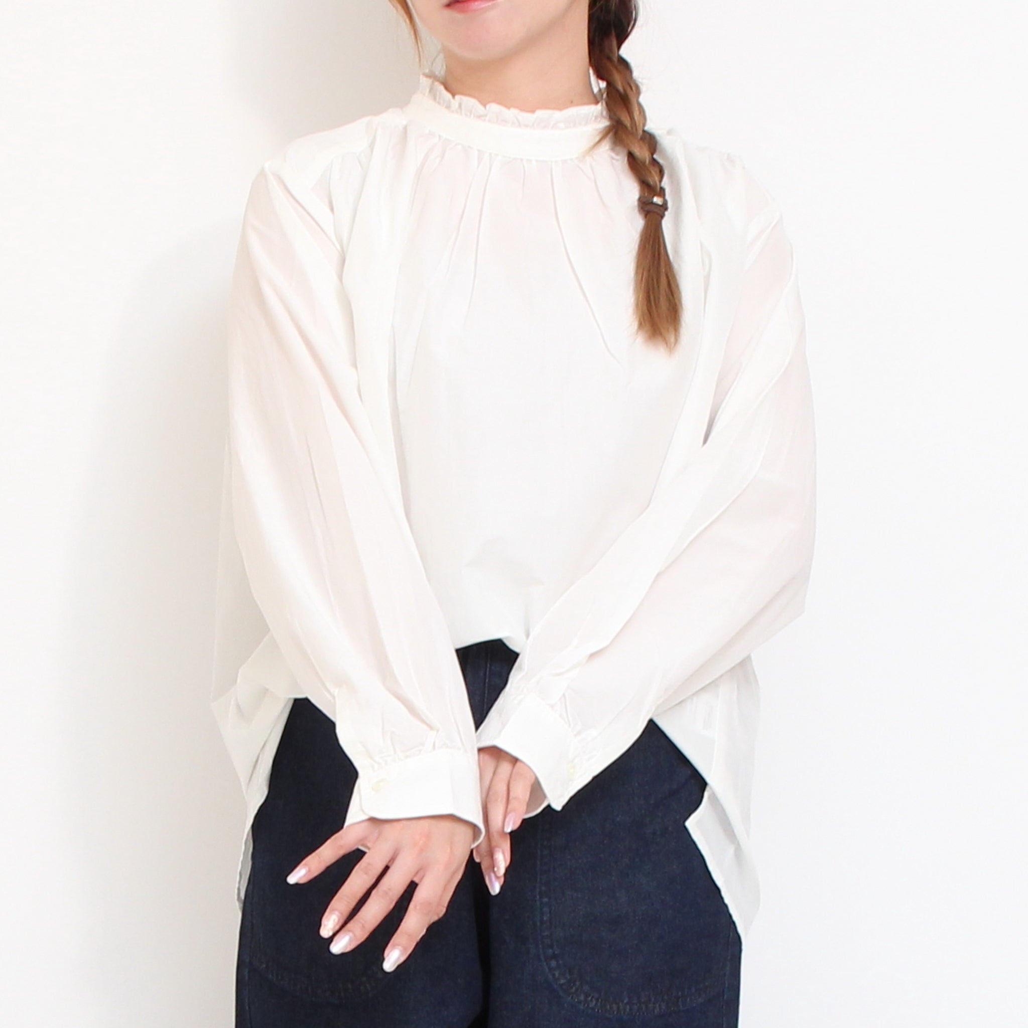【30％OFF】【残り僅か】Pont de Chalonsフリルカラーブラウス