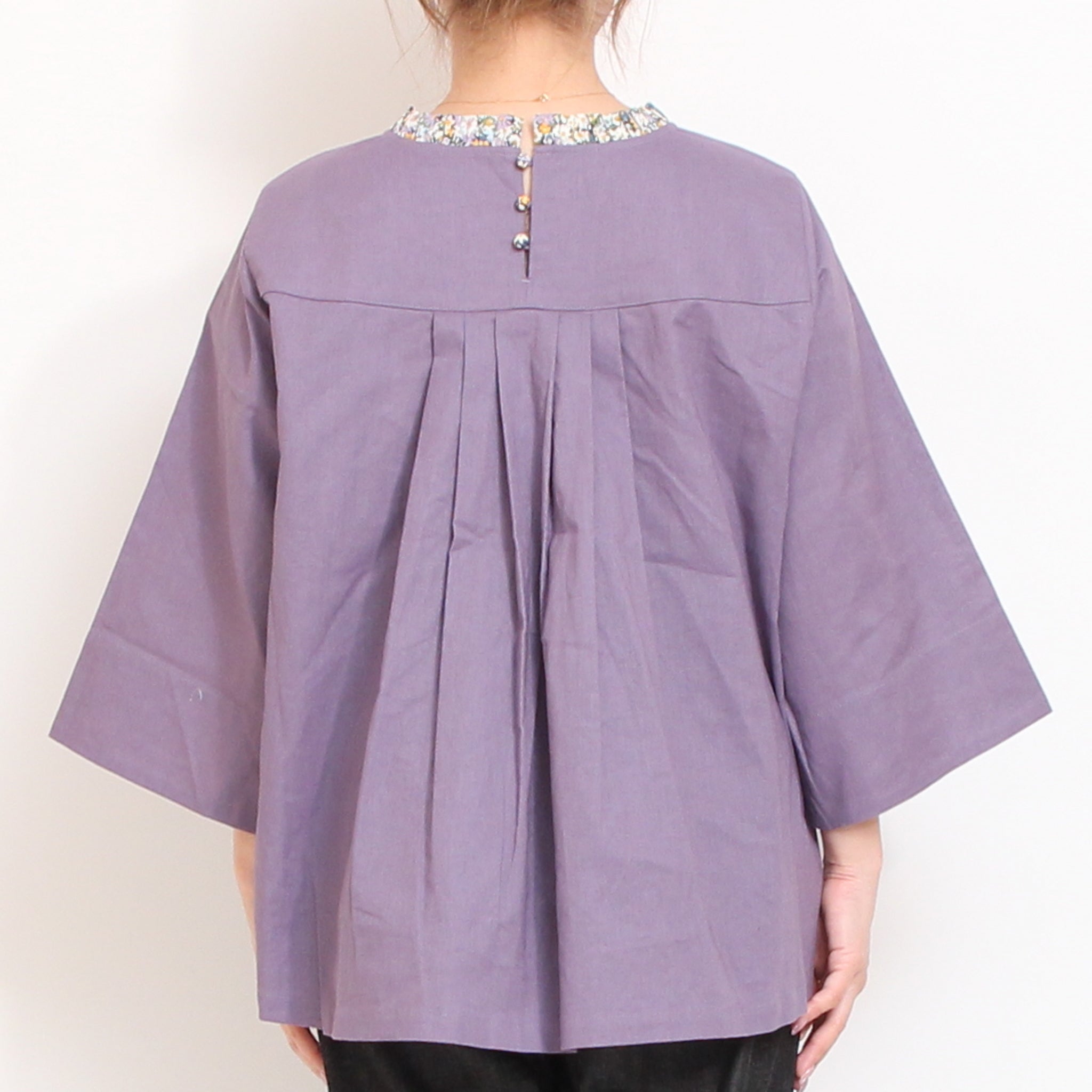 【30%OFF】【PURPLEのみ 残り僅か】sosotto LIBERTY使いフリルネックブラウス