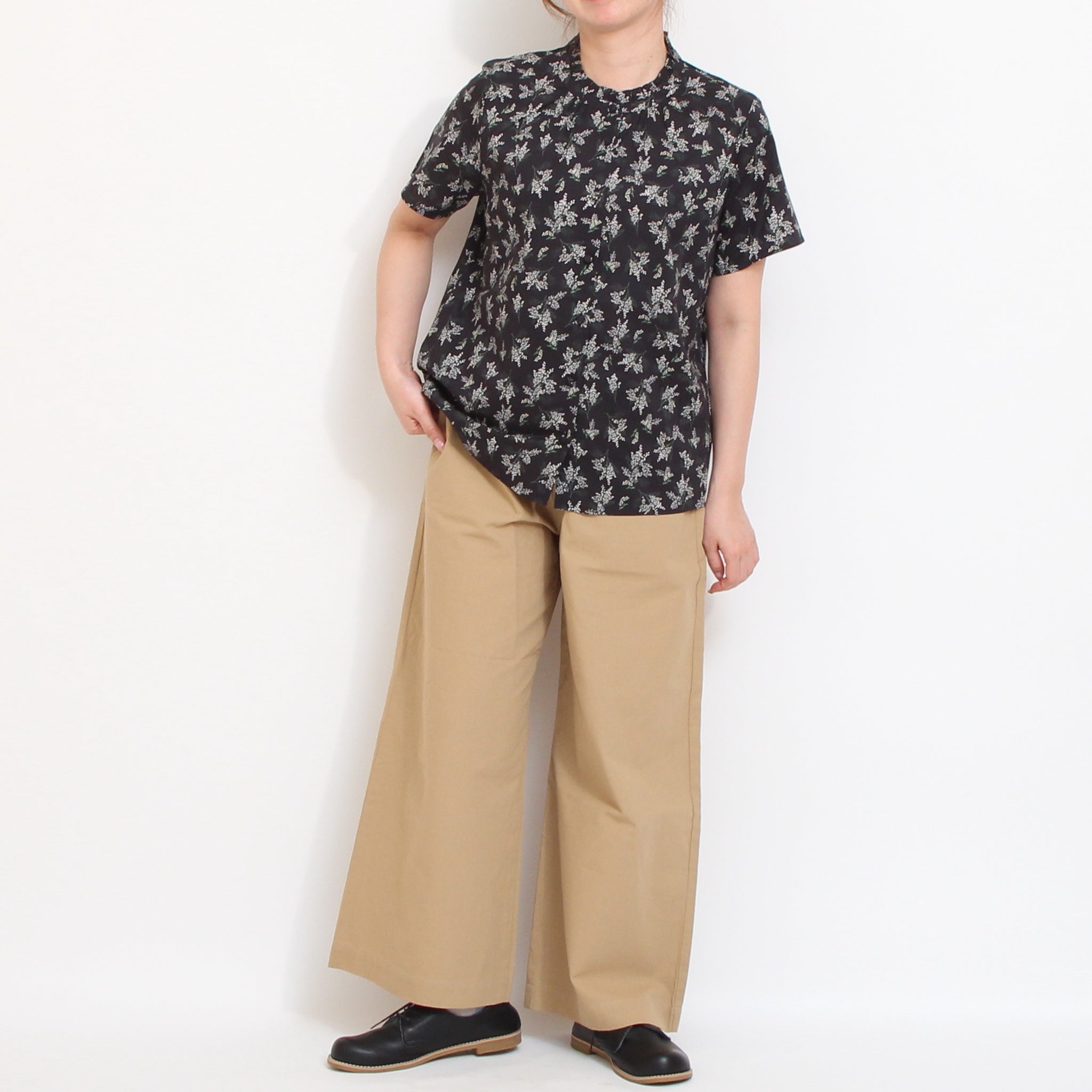 【期間限定15％OFF】【YELLOW・BLACKサイズ１ ラスト１点ずつ】コットンリヨセル半袖スタンドフリルシャツ2604