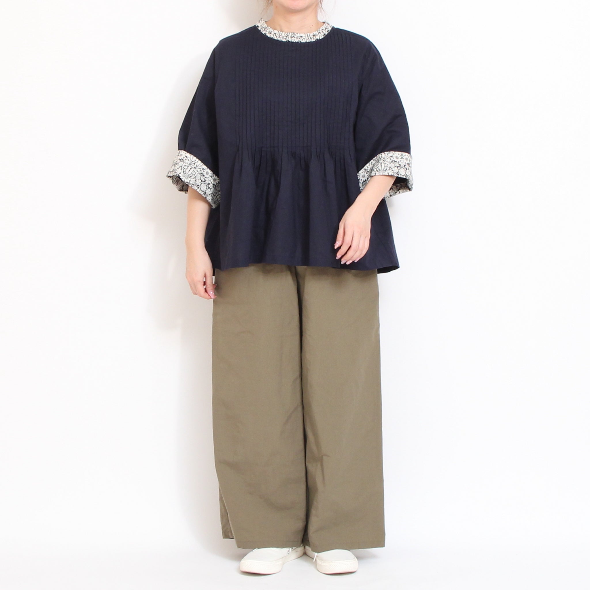【30%OFF】【PURPLEのみ 残り僅か】sosotto LIBERTY使いフリルネックブラウス