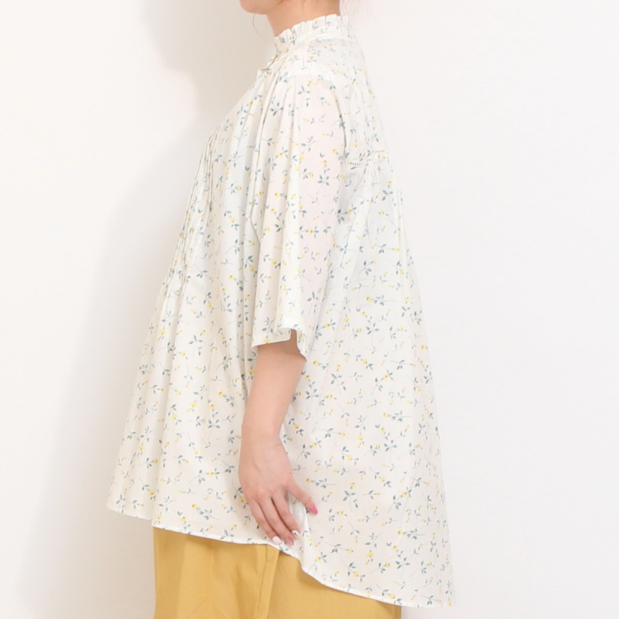 【期間限定15％OFF】【ラスト１点ずつ・本店限定商品】sosotto LIBERTY梯子レースチュニック