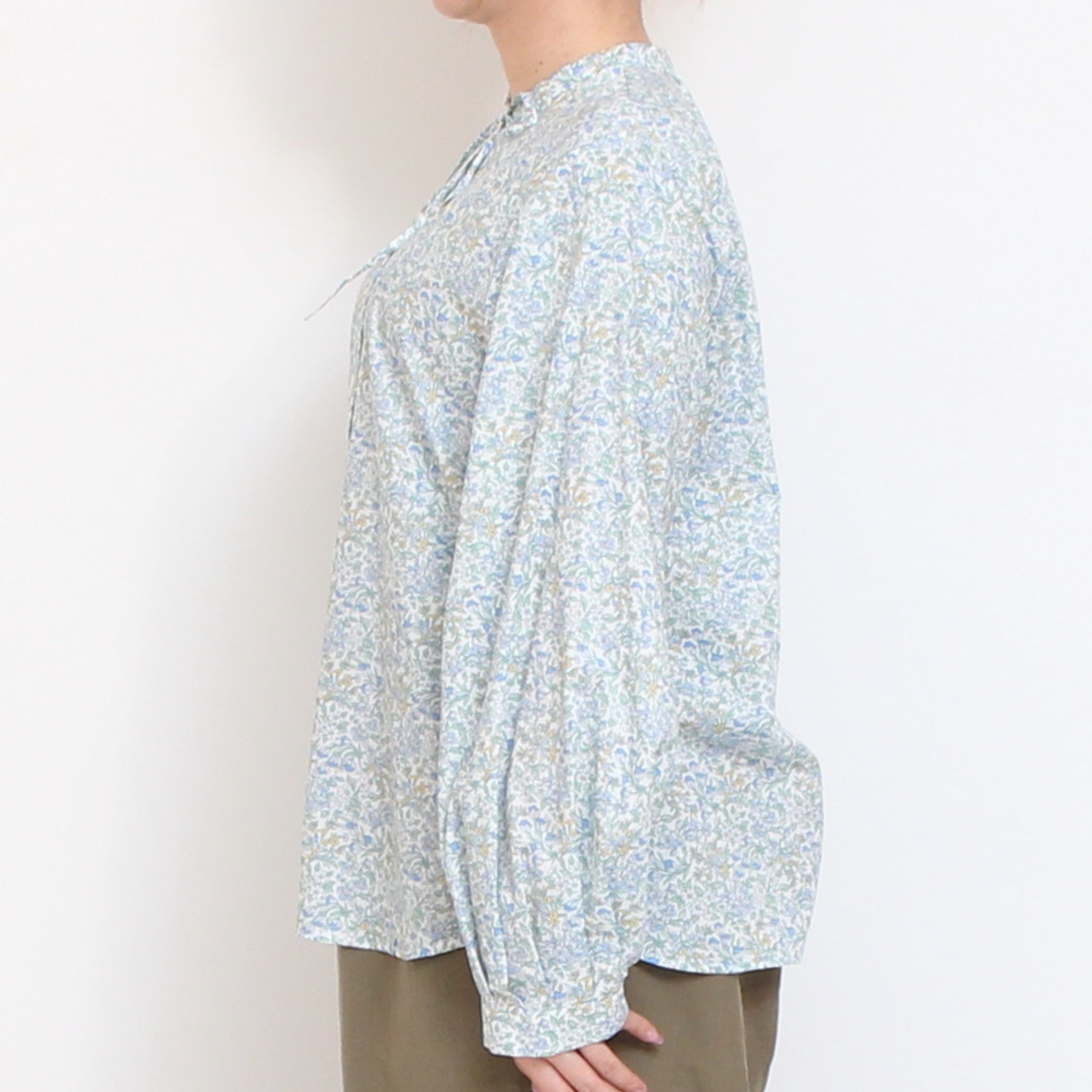 【30%OFF】【SAXラスト１点】リバティリボンボリュームスリーブシャツ2603