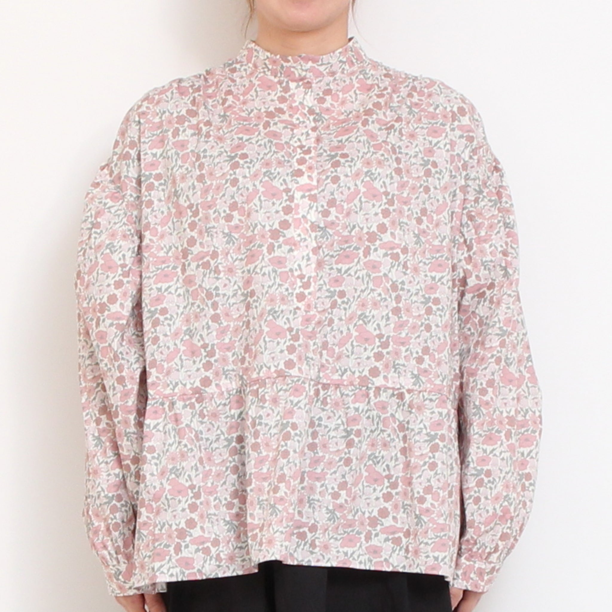 【30%OFF】【BLUEラスト１点】LIBERTY比翼ギャザープルオーバー72027