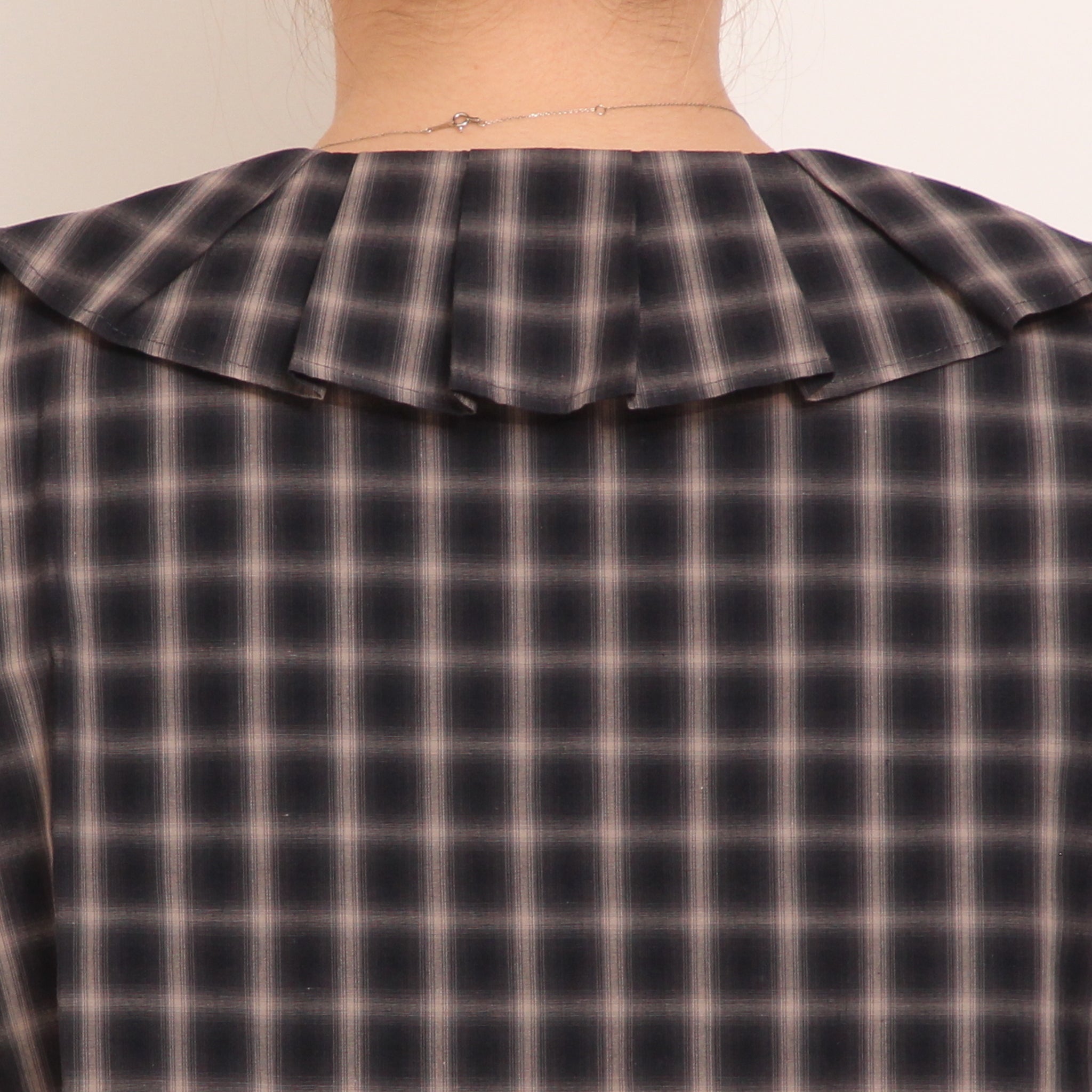 【30%OFF】【ラスト1点ずつ・本店限定商品】Vent d’ouestチェックフリルブラウス