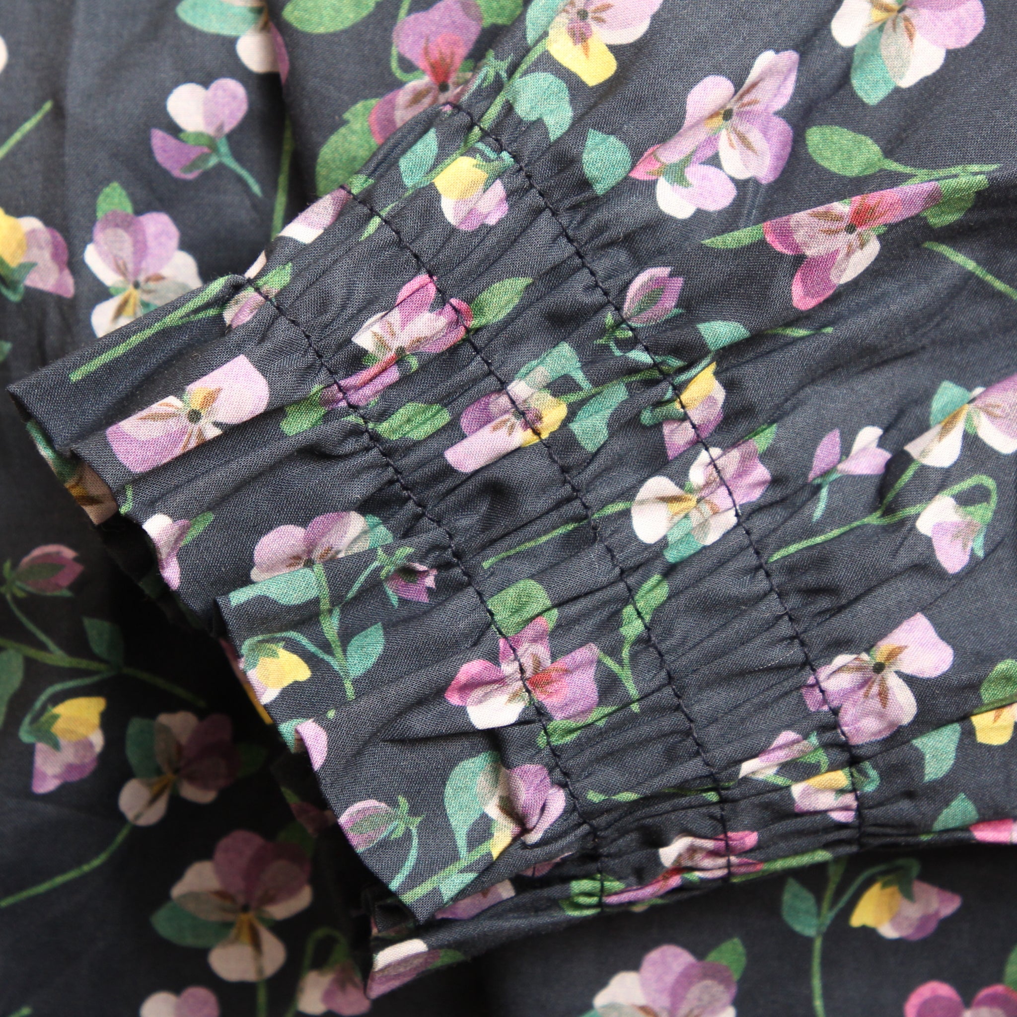 【NAVYラスト1点】リバティ２WAYスタンドブラウス(2510)