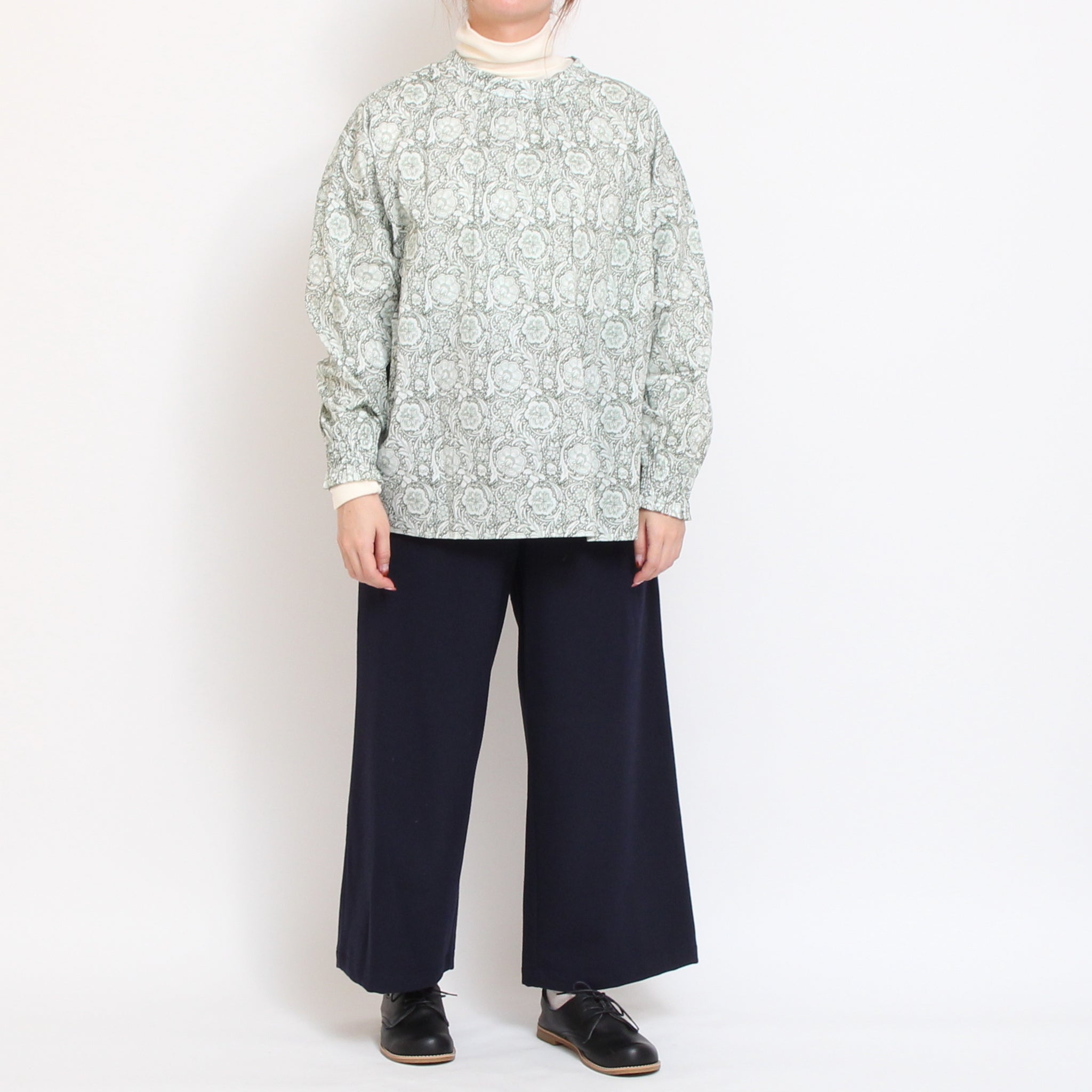 【IVORYラスト1点】NARUハイネックゆったりプルオーバー25