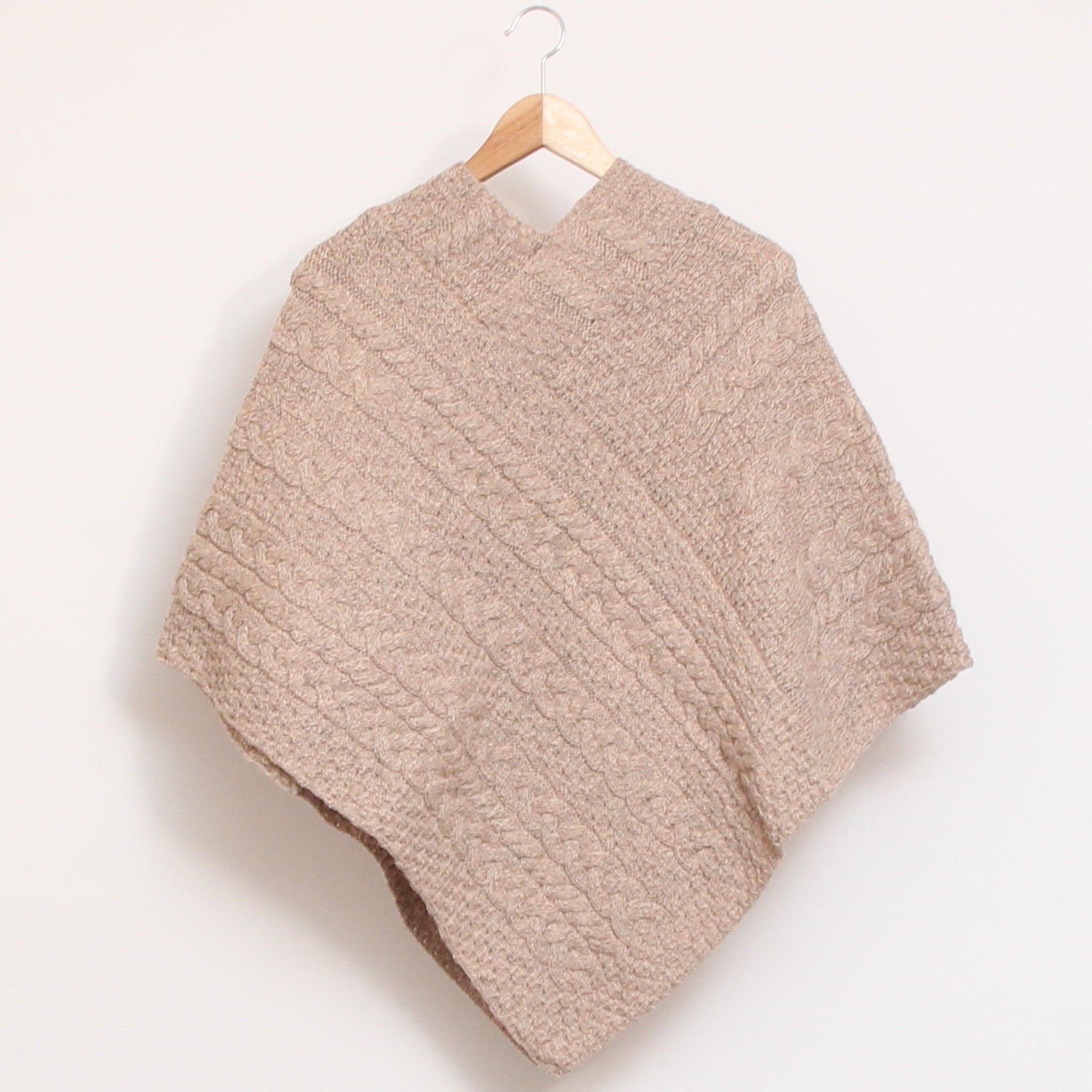 Aran Woollen Millsポンチョ25